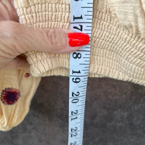 Free People Embroidered Peasant Cottagecore Hippie Cream Floral Boho Top Large - Picture 8 of 9